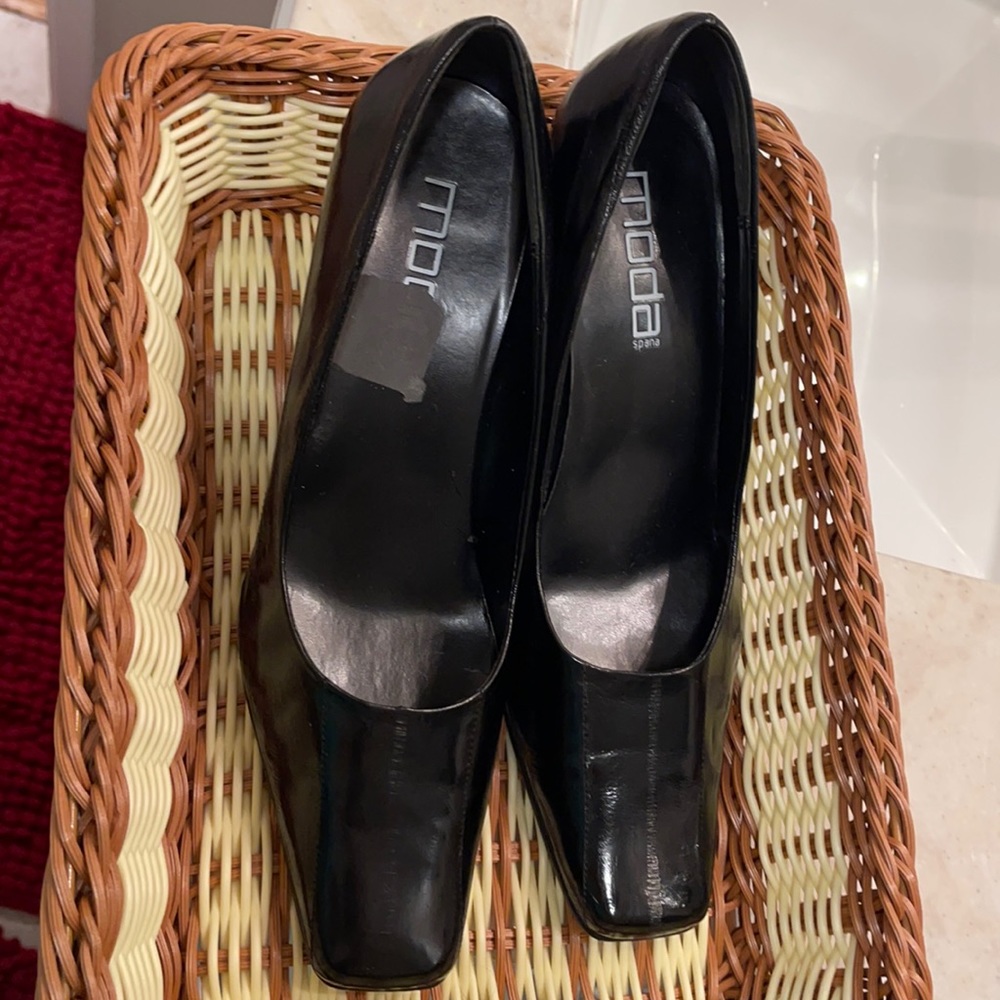 Moda Spana Heels,  Size 8.5M